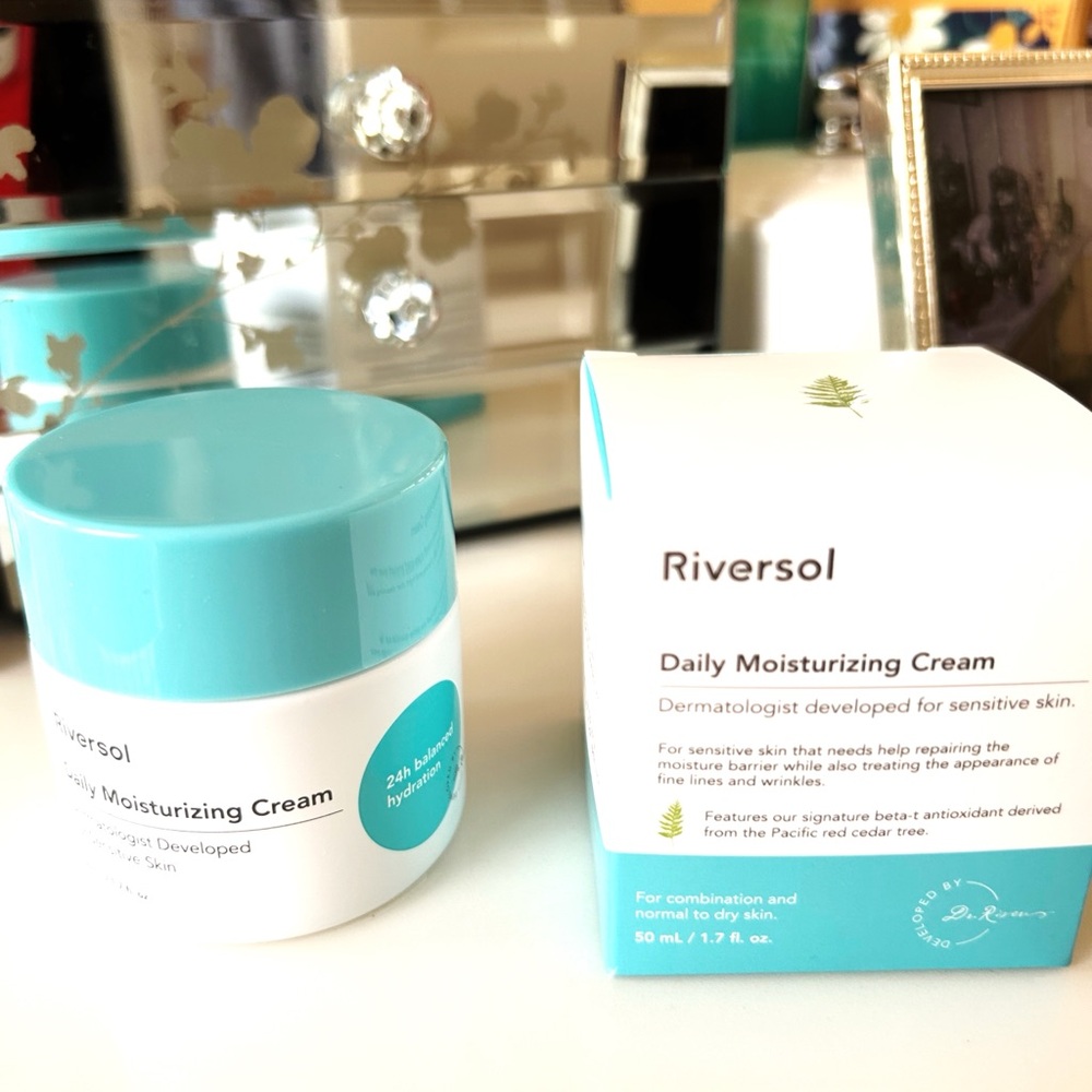 RIVERSOL Daily Moisturizing Cream - Picture 2 of 8